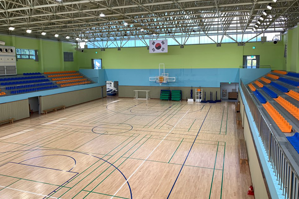 체육관 내부